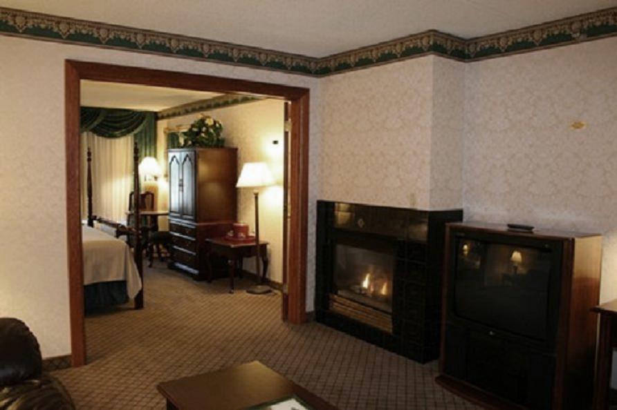 The Plaza Hotel & Suites Winona Oda fotoğraf